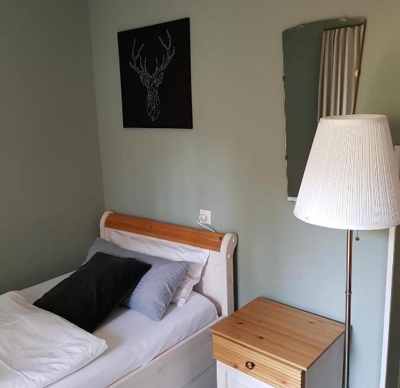 バルコニー付きシングルスタンダードルーム, Chalet Sonneck