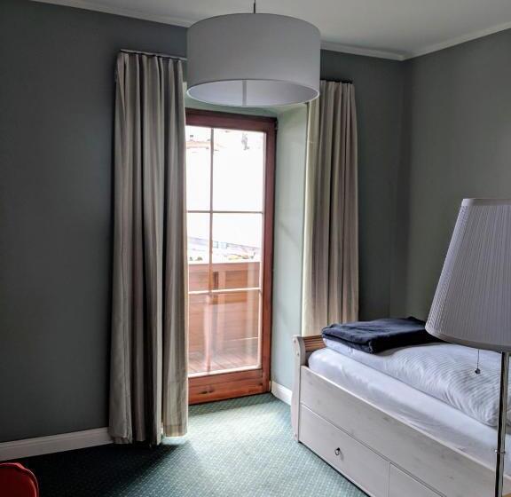 バルコニー付きシングルスタンダードルーム, Chalet Sonneck