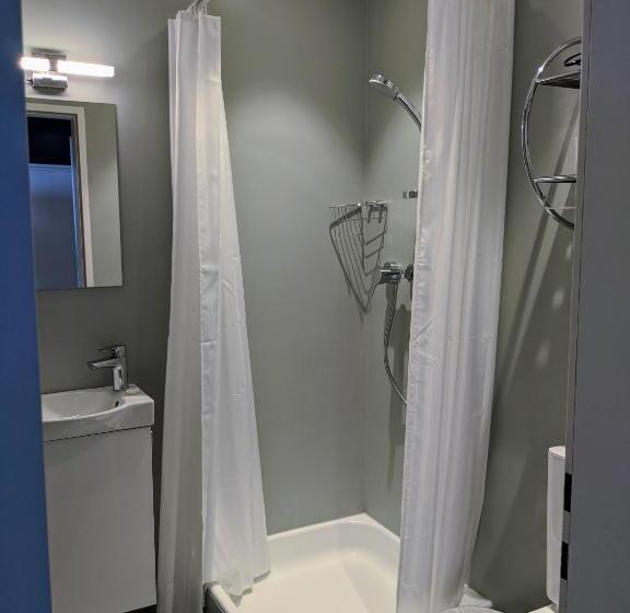 バルコニー付きシングルスタンダードルーム, Chalet Sonneck