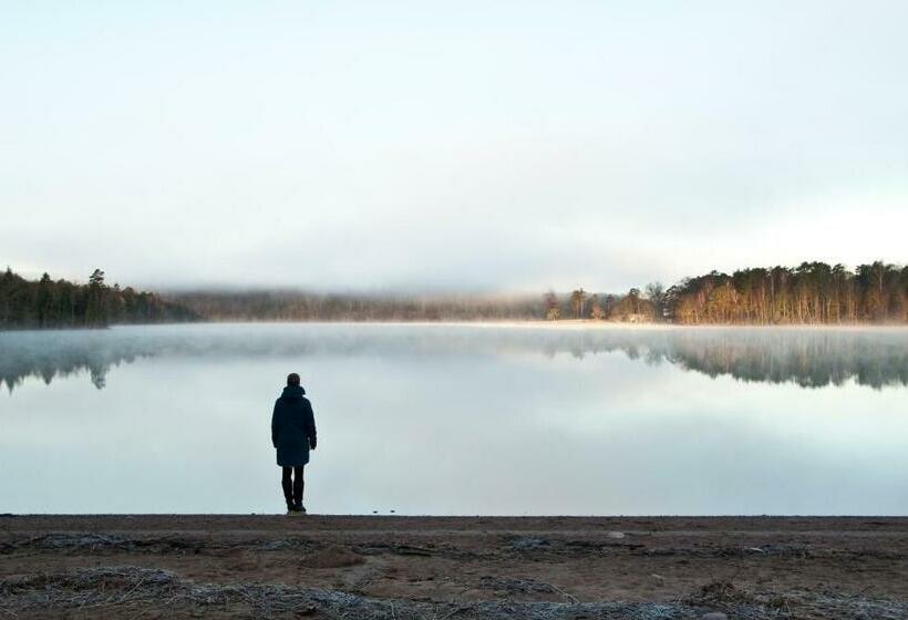 غرفة قياسية حمام مشترك, Escape To Paulssonpaleo