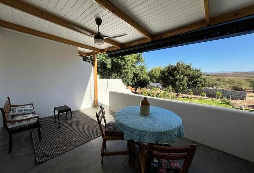 Номер Комфорт, 360on62 Farm Cottages