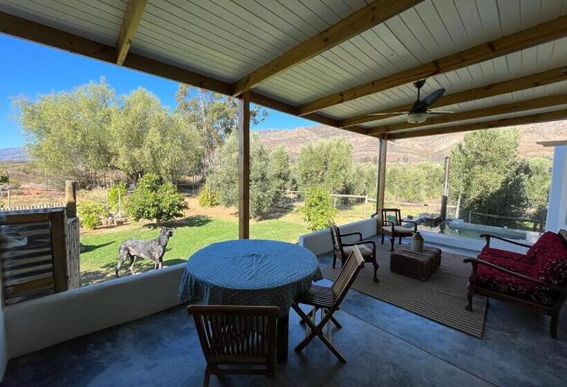 Люкс Deluxe Кровать Кинг, 360on62 Farm Cottages