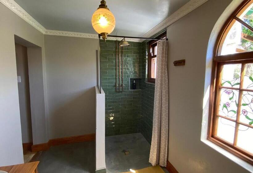 Люкс Deluxe Кровать Кинг, 360on62 Farm Cottages