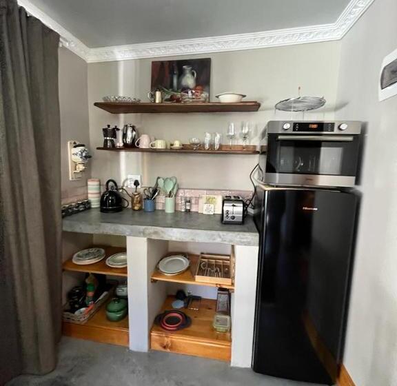 Номер Классика Кровать Кинг, 360on62 Farm Cottages