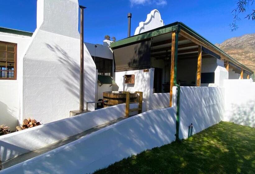 Классический Номер, 360on62 Farm Cottages