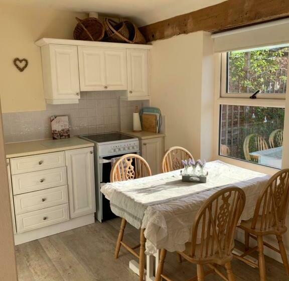 Дом 1 Спальня, Bramble Cottage At Waingrove Farm