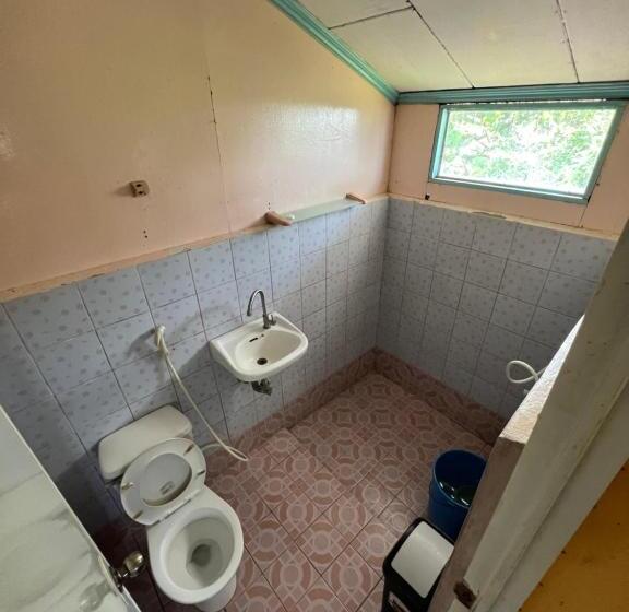 Family Room, Hill Myna Beach Cottages