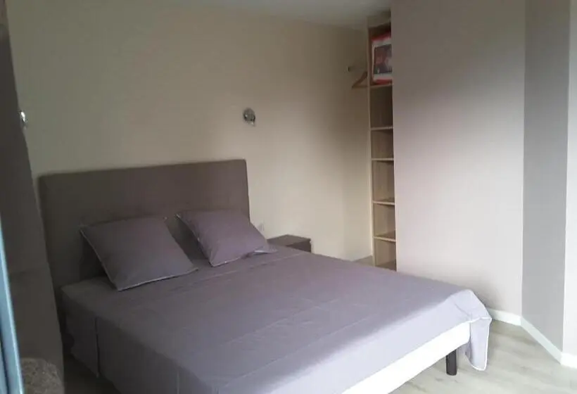 テラス付きスタンダードルーム, Villa Vi Lyon Est Chambres D Hôtes