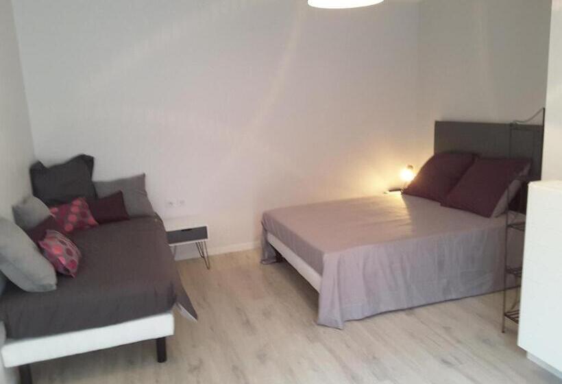 Номер Стандарт Трехместный, Villa Vi Lyon Est Chambres D Hôtes