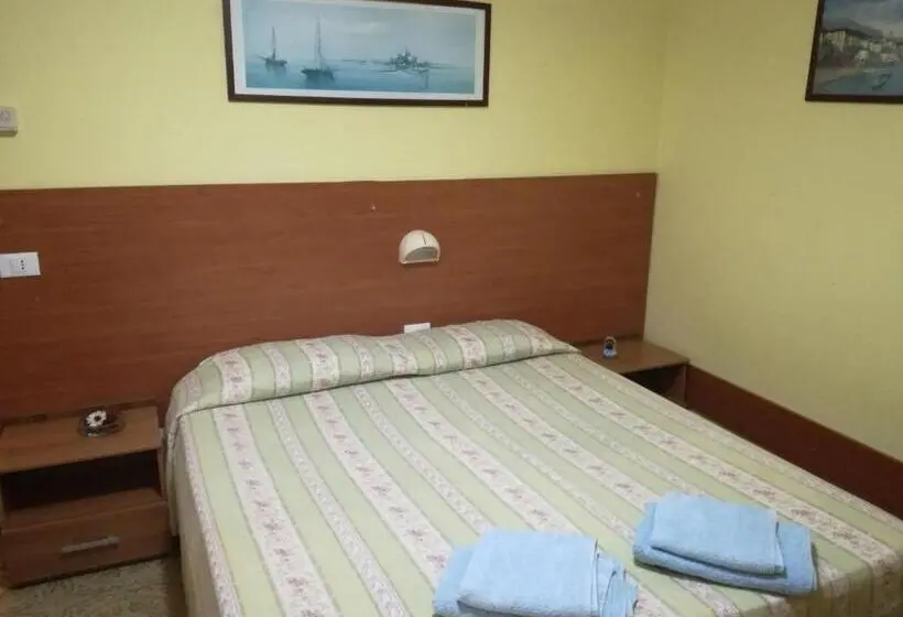 スタンダードルーム, Albergo Al Castello