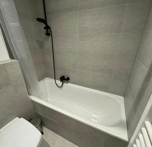 דירה בת חדר שינה 1 עם מרפסת, Landgasthof Ritter