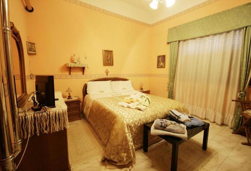 اتاق استاندارد, Beb Ziu Antoi E Zia Srivia