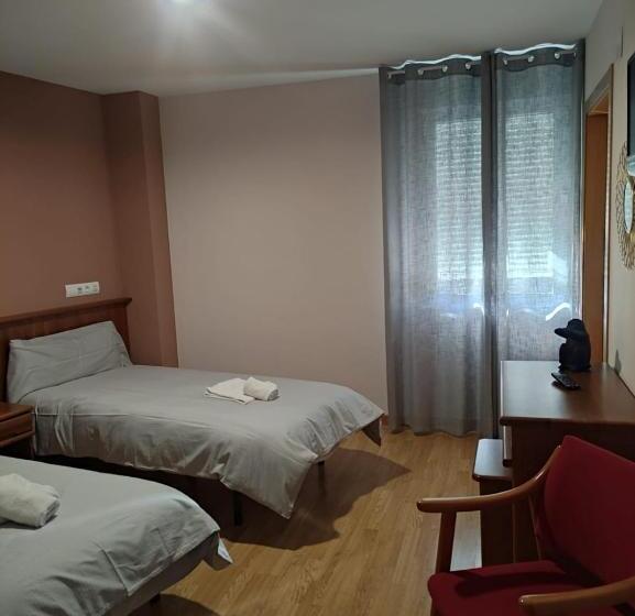 Номер Стандарт, La Gallega