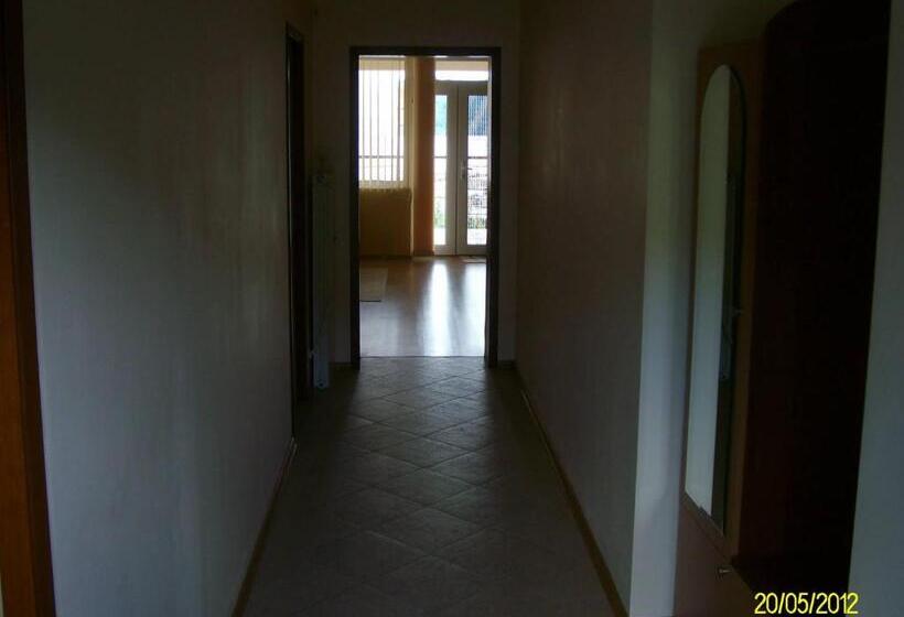 فيلا غرفة نوم واحدة, Villa Irina