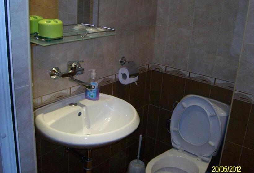 فيلا غرفة نوم واحدة, Villa Irina