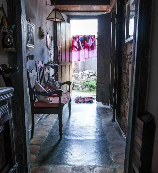 共同バス付シェアルーム, Casa De Retalhos Boutique Albergue, Casaril Histórico, Com 5 Suítes Individuais E Cozinha Coletiva