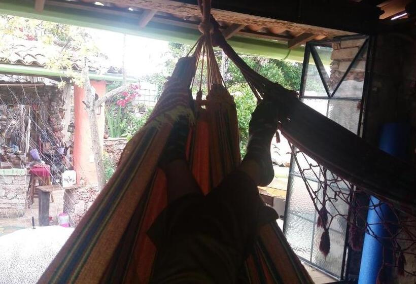 Люкс Вид на Горы, Casa De Retalhos Boutique Albergue, Casaril Histórico, Com 5 Suítes Individuais E Cozinha Coletiva