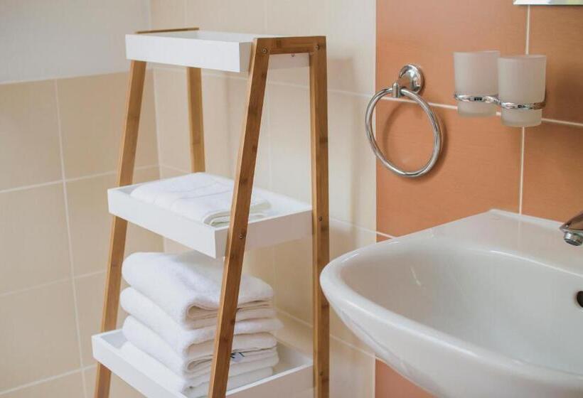 Номер Deluxe, Penzión Kúria