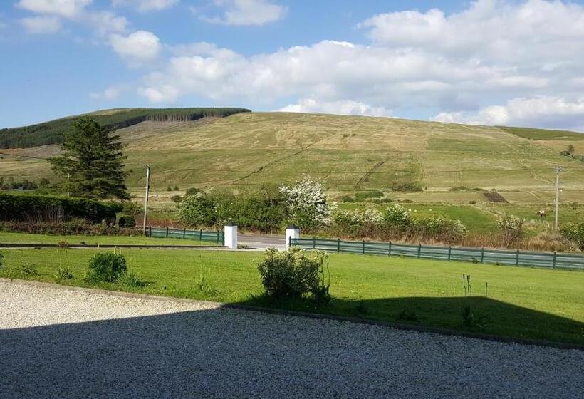 Standard room with outdoor bath, An Charraig Ban On The Wild Atlantic Way F94wt02