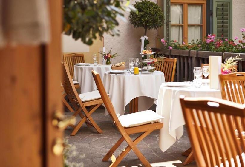 חדר פנטהאוז, Schlosswirt Forst