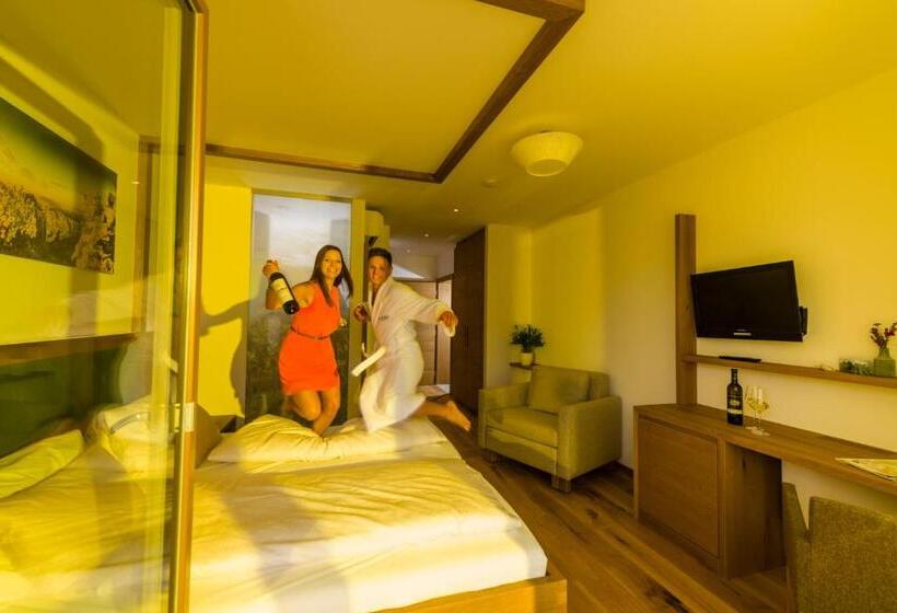 デラックスルーム, Weingut Wohlfühlzimmer Adam Lieleg