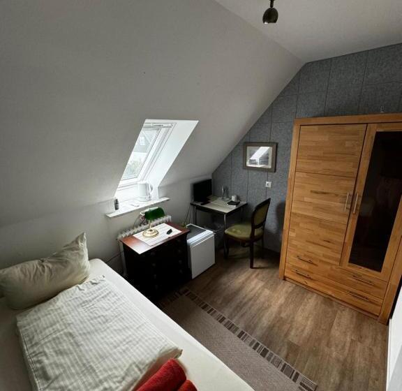 חדר סטנדרד יחיד חדר אמבטיה משותף, Haus Ostseestrand36