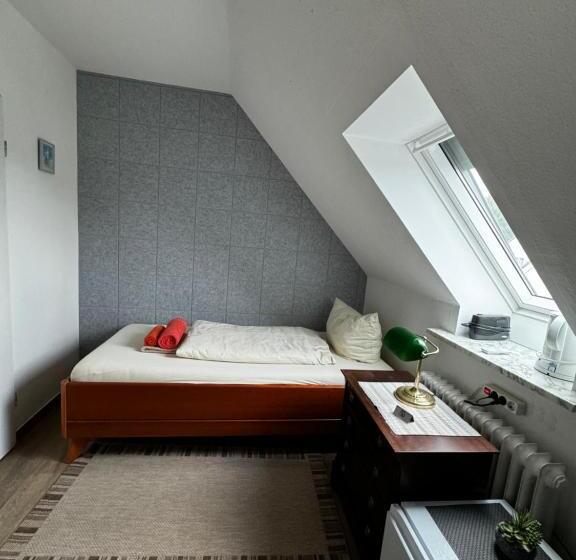 חדר סטנדרד יחיד חדר אמבטיה משותף, Haus Ostseestrand36