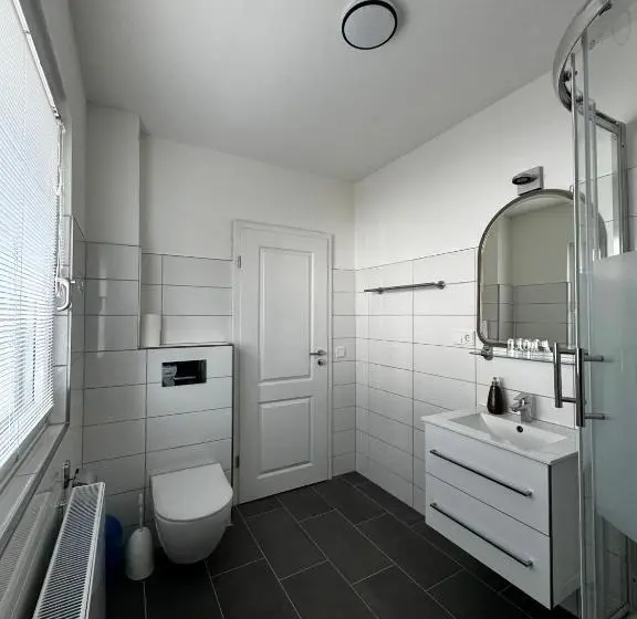 Huoneisto 2 Makuuhuonetta, Haus Ostseestrand36