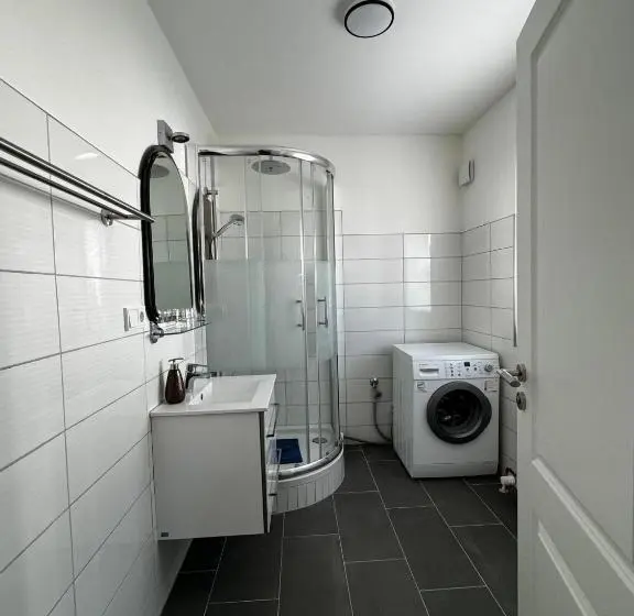 Huoneisto 2 Makuuhuonetta, Haus Ostseestrand36