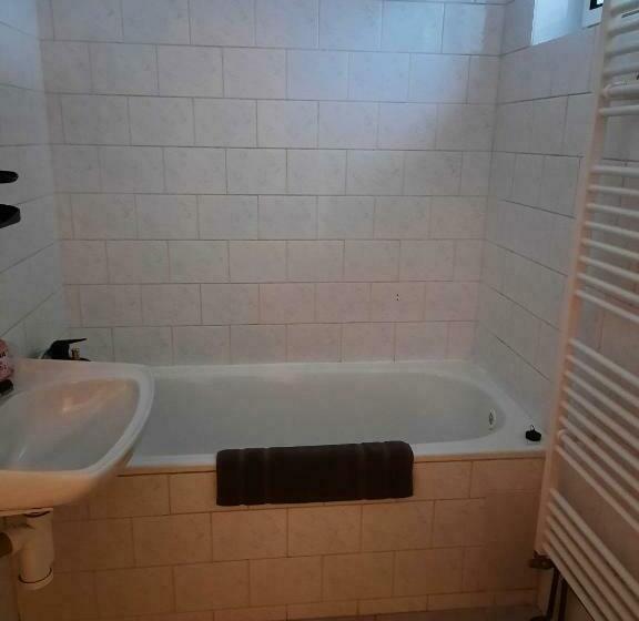 غرفة قياسية, Pension Krista