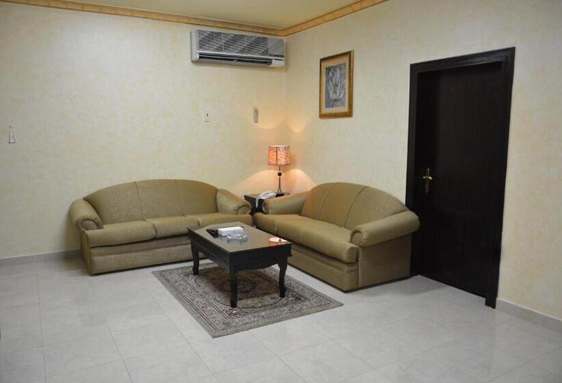 ２ベッドルームアパートメント, Massara House