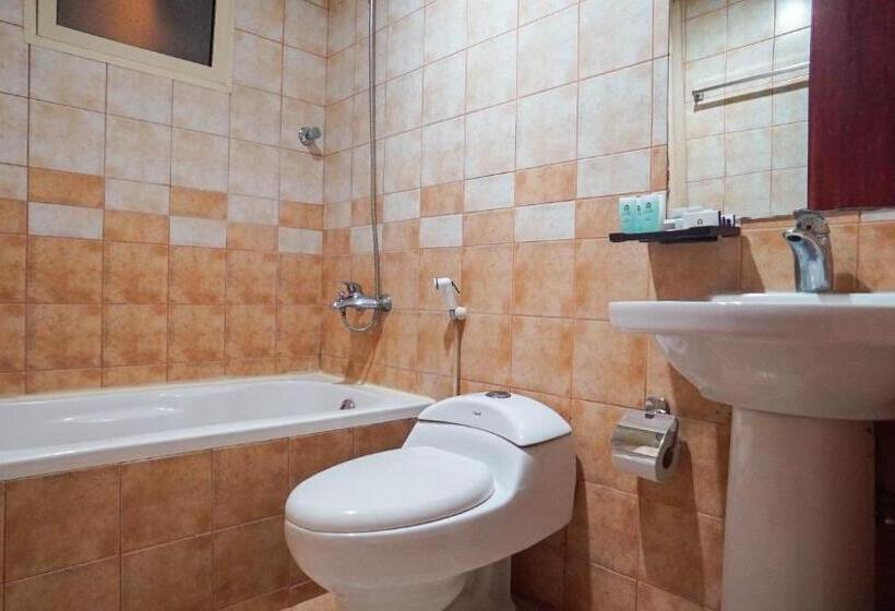 Апартаменты 3 Спальни, Massara House
