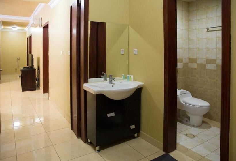 ３ベッドルームアパートメント, Massara House