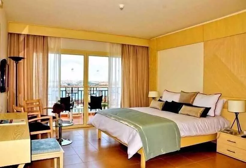 سوییت با چشمانداز دریا, Eden Rock Hotel Namaa Bay