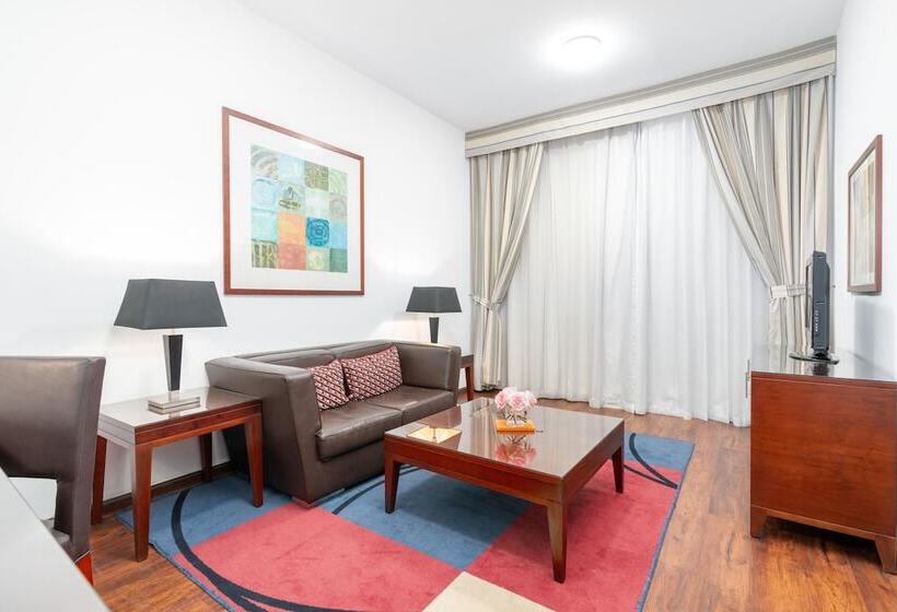 חדר דלוקס, Golden Sands Hotel & Residences