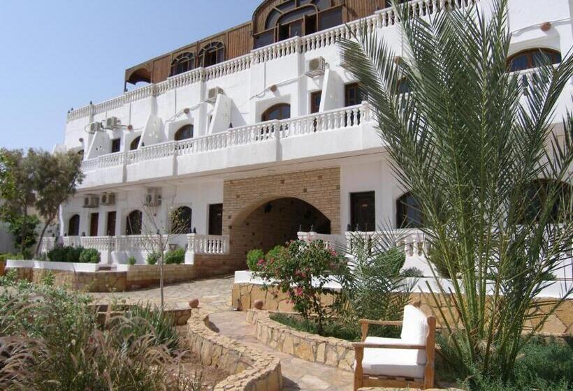 اتاق سوپریور, Blue Beach Club