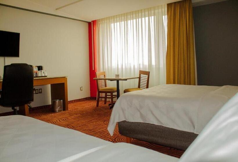 غرفة تنفيذية, Holiday Inn Puebla Finsa, An Ihg