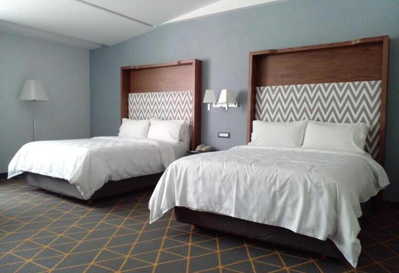 غرفة تنفيذية, Holiday Inn Puebla Finsa, An Ihg