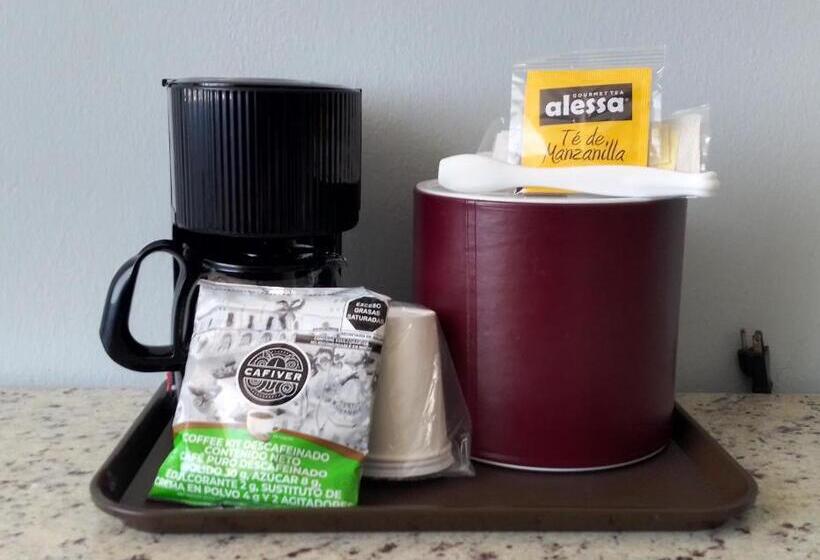 جناح جونيور مزوَّد بجاكوزي, Holiday Inn Puebla Finsa, An Ihg