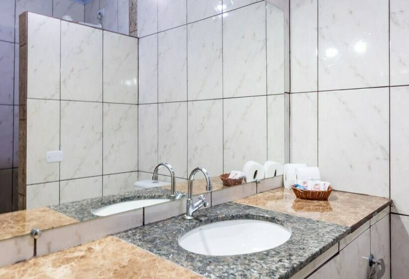 חדר סטנדרט לשלושה, Iguassu Holiday