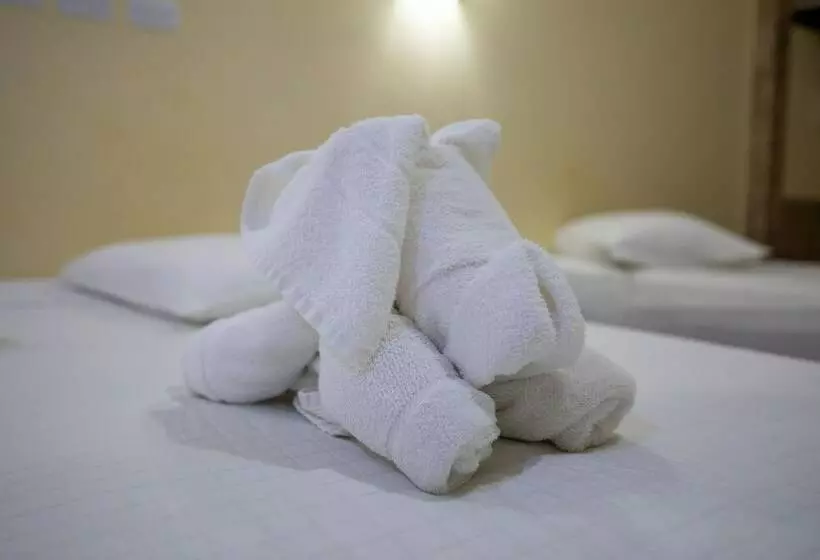 Standard Neljän Hengen Huone, Iguassu Holiday