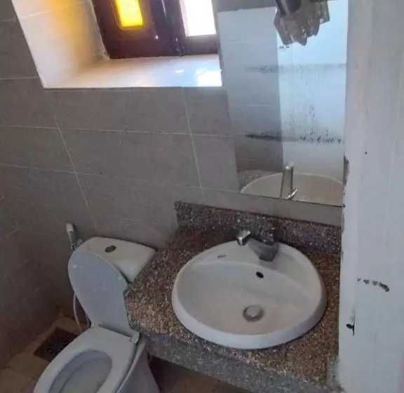 اتاق سوپریور خانوادگی, Jowhara