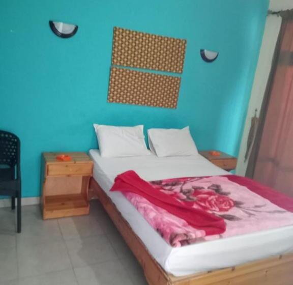 اتاق سوپریور خانوادگی, Jowhara