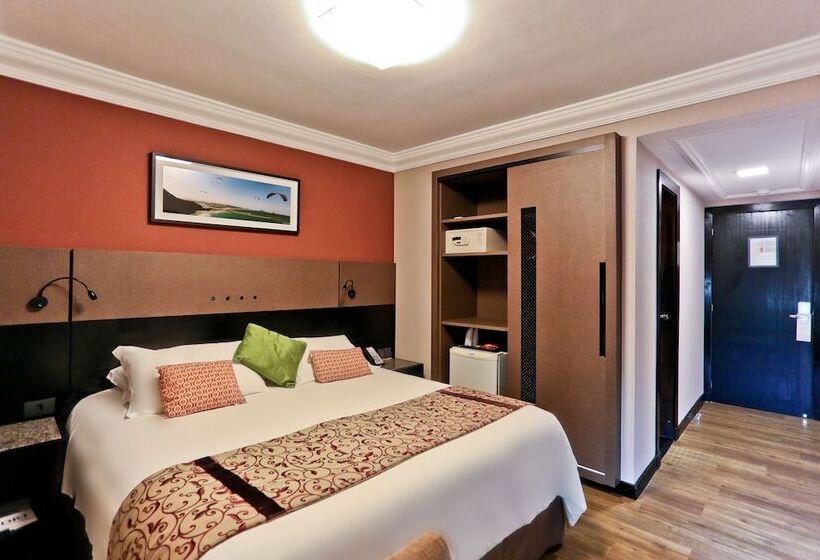 수피리어 룸, Sandri Palace