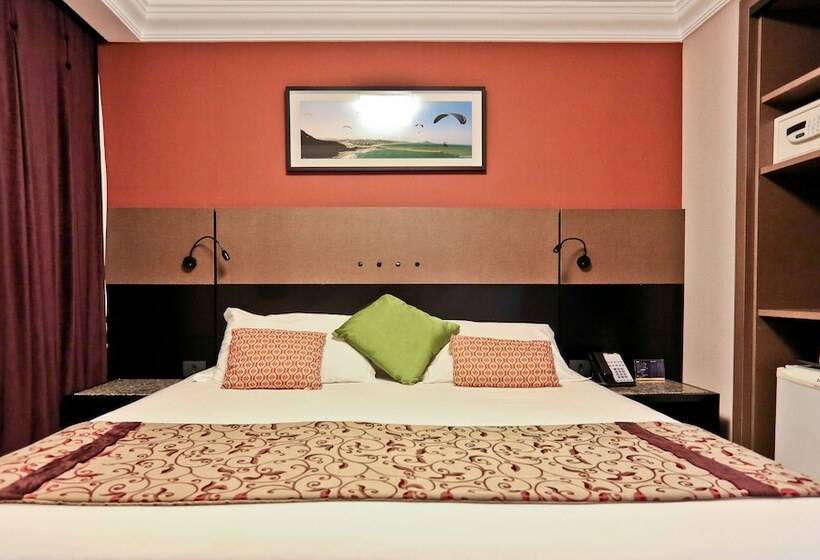 수피리어 룸, Sandri Palace