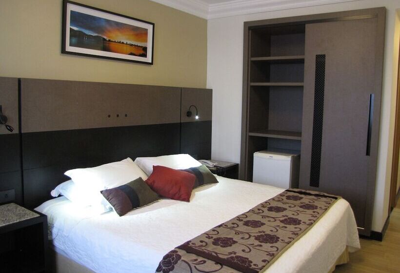 수피리어 룸, Sandri Palace