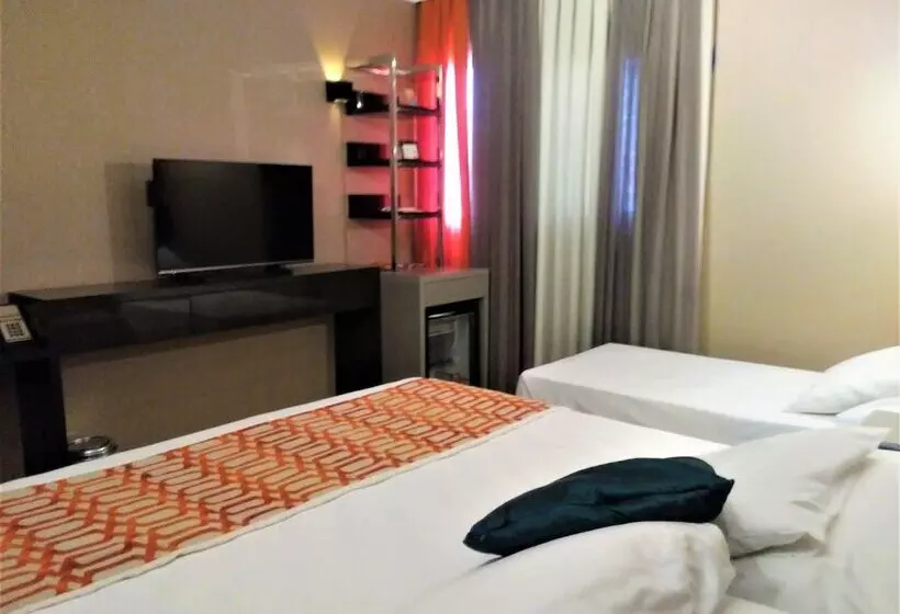 デラックスルーム, Sandri Palace