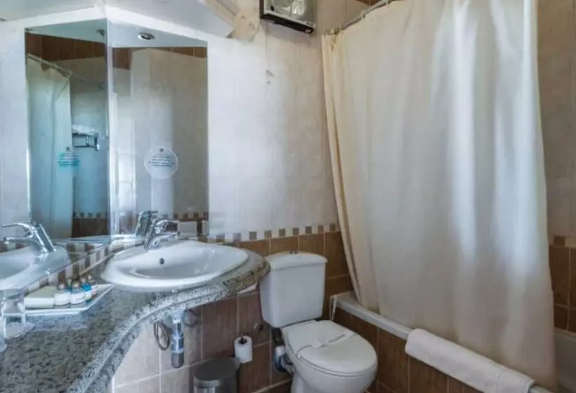 بانگلوی استاندارد, Shams Safaga Resort
