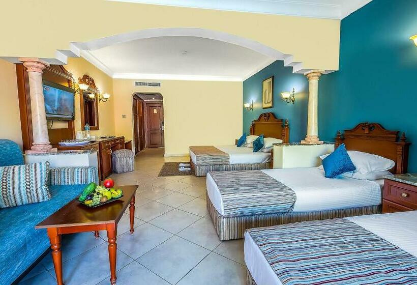 اتاق ساده سه نفره, Titanic Palace Families And Couples Only