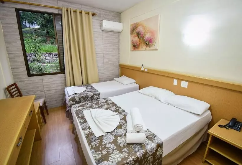 スタンダードトリプルルーム, Vilage Inn All Inclusive Poços de Caldas